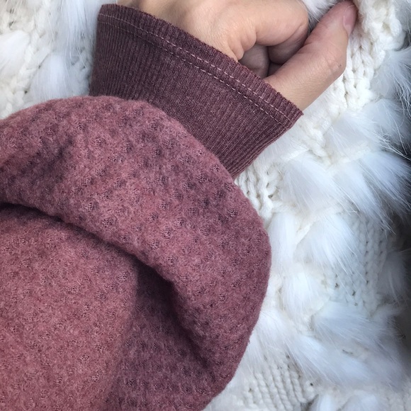 SOLD Marsala bubble sleeve v neck long sleeve top - Picture 7 of 8